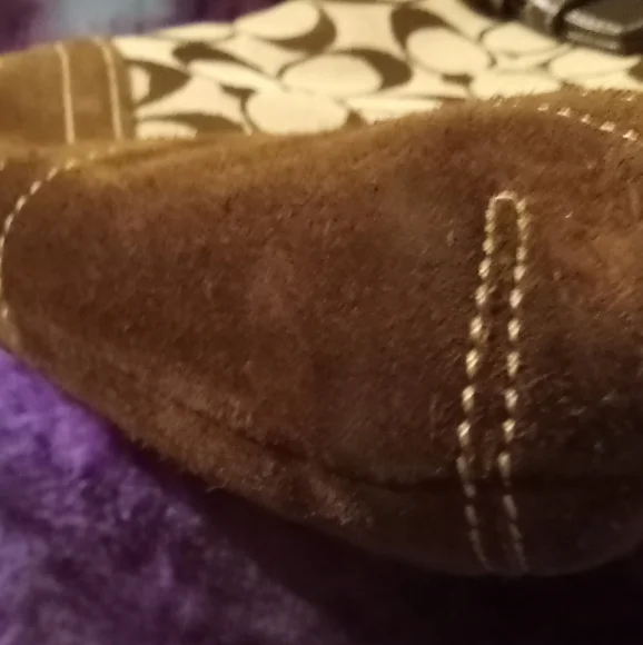 Vintage Coach Soho Brown Suede  EUC Signature Slim Mini Buckle Shoulder Bag - Picture 8 of 11